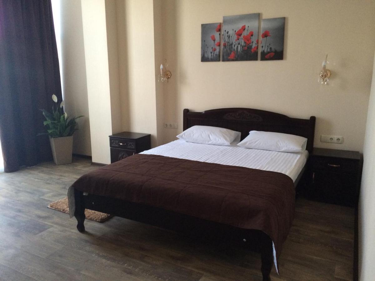 Misteriya Hotel Charkiv Esterno foto